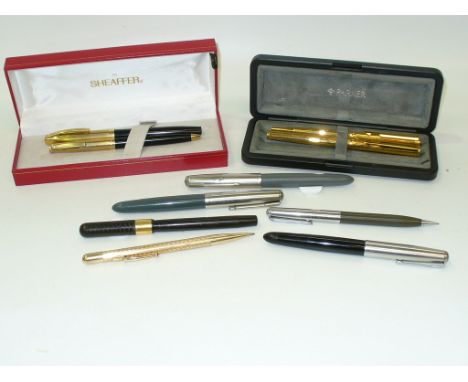 10 Assorted fountain and ball point pens including cased Parker pen sets.