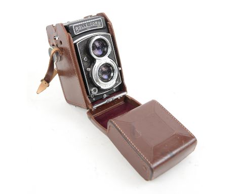 Rolleicord TLR camera, No. 1928061, with Xenar 1:3.5/75 lens, cased