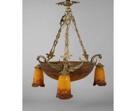 Deckenschale Muller Freresum 1920, mehrfach ätzsigniert Muller Fres, Montierung aus feuervergoldeter Bronze, bestehend aus dr