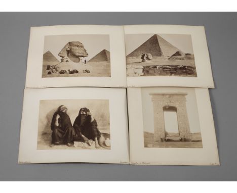Fotokonvolut Ägyptenum 1880, vier Stück Bromsilberabzüge, auf Karton montiert, Sphinx und Pyramiden von Gizeh; Propylon in Ka