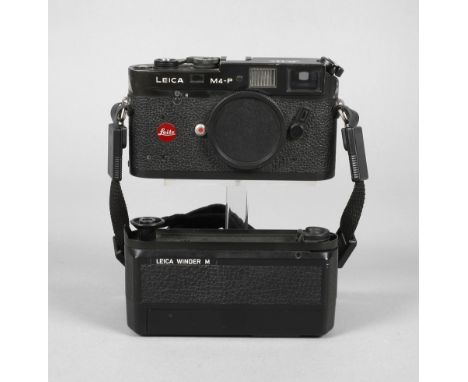 Kamera LeicaModell M4-P, 2. Hälfte 20. Jh., gemarkt Made by Leitz Canada, Seriennummer 1589542, dazu Leica Winder M, nummerie