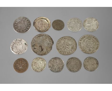 Konvolut Kleinmünzen 16.-19. Jahrhundertein halber Batzen Kempten 1517, Silber, ss, G ca. 1,8 g; 1/4 Kreuzer Nassau 1822, ss;