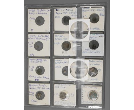 Konvolut antike Münzen Griechenlandein Hemiobol (Milet, Silber, 6. Jh. v. Chr.); ein Aegina (Attika, Bronze, 404-340 v. Chr.)