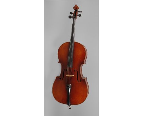 Celloauf Klebezettel bezeichnet und datiert E. R. Pfretzschner Mittenwald OBB 1963, Handmade, copy of Antonius Stradivarius, 