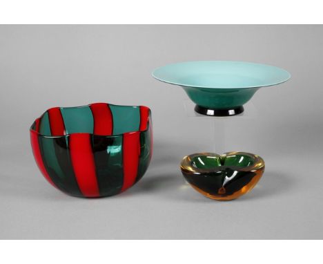 Drei Schalen Murano2. Hälfte 20. Jh., eine signiert "Venini '94", eine Seguso und eine in der Art von Fulvio Bianconi, mit au