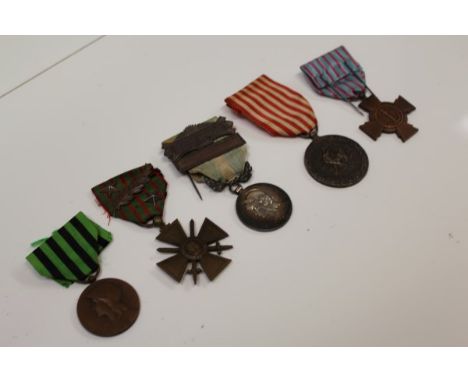 Five French First World War medals including Croix de Guerre with two M.I.D. Stars and Oakleaf to ribbon
