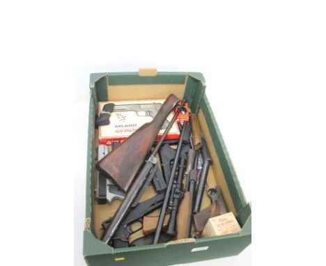 Lot of air pistols, air gun and other gun related parts and accessories, including the action and barrel of an early BSA Cade