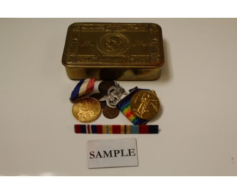 First World War Princess Mary gift tin, together with First World War Victory medal, named to - 43287 PTE. D. H. Palmer. ESSE