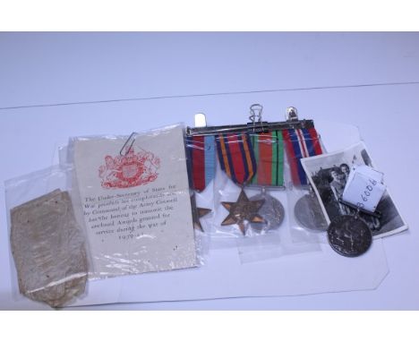 First World War, War medal, named to - 636006 PTE. J. L. Clare. 20 - Lond. R., together with a Second World War group, compri