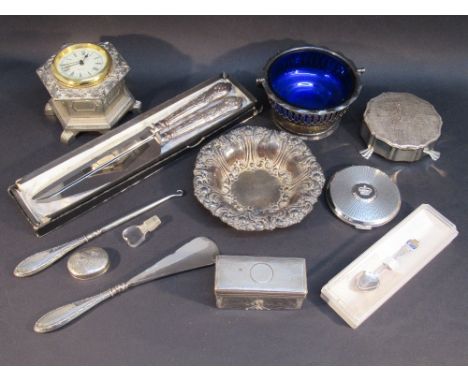 SILVER HANDLED SHOEHORN AND HOOK, A SILVER TOPPED CUT GLASS BOX, TWO SILVER HANDLED SERVERS, AN OVAL PILL BOX, SILVER PLATED 