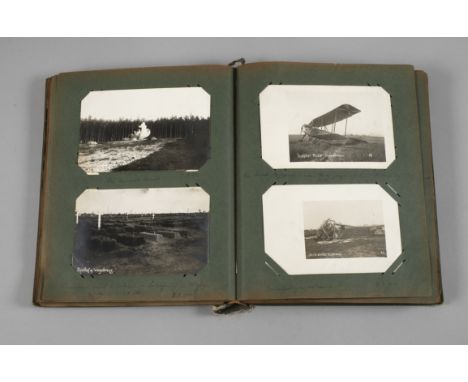 Postkartenalbum 1. Weltkriegca. 180 Postkarten 1. Weltkrieg, darunter Stadtansichten aus Deutschland, Frankreich und Belgien,