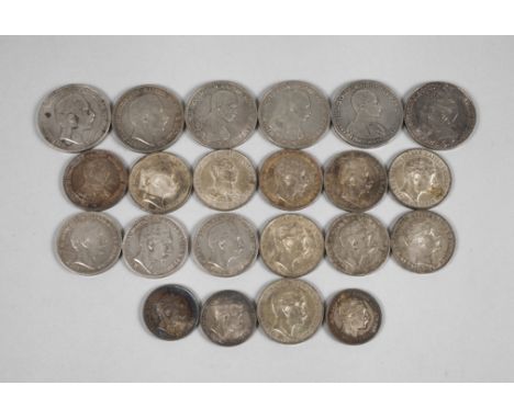 Konvolut Silbermünzen Preußen Wilhelm II.dreimal 5 Mark in Uniform, 1913 A, vz, 1913 A, vz und 1914 A, ss+; zweimal 5 Mark, 1