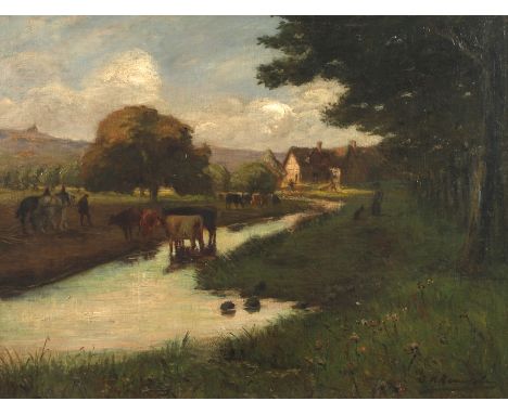 Abends auf dem Landins Licht des zur Neige gehenden Tages getauchte hügelige Landschaft mit kleinem Fluss und darin ein paar 