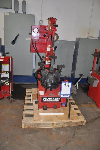 Tire changer/Changeur de pneus HUNTER mod. TC3250