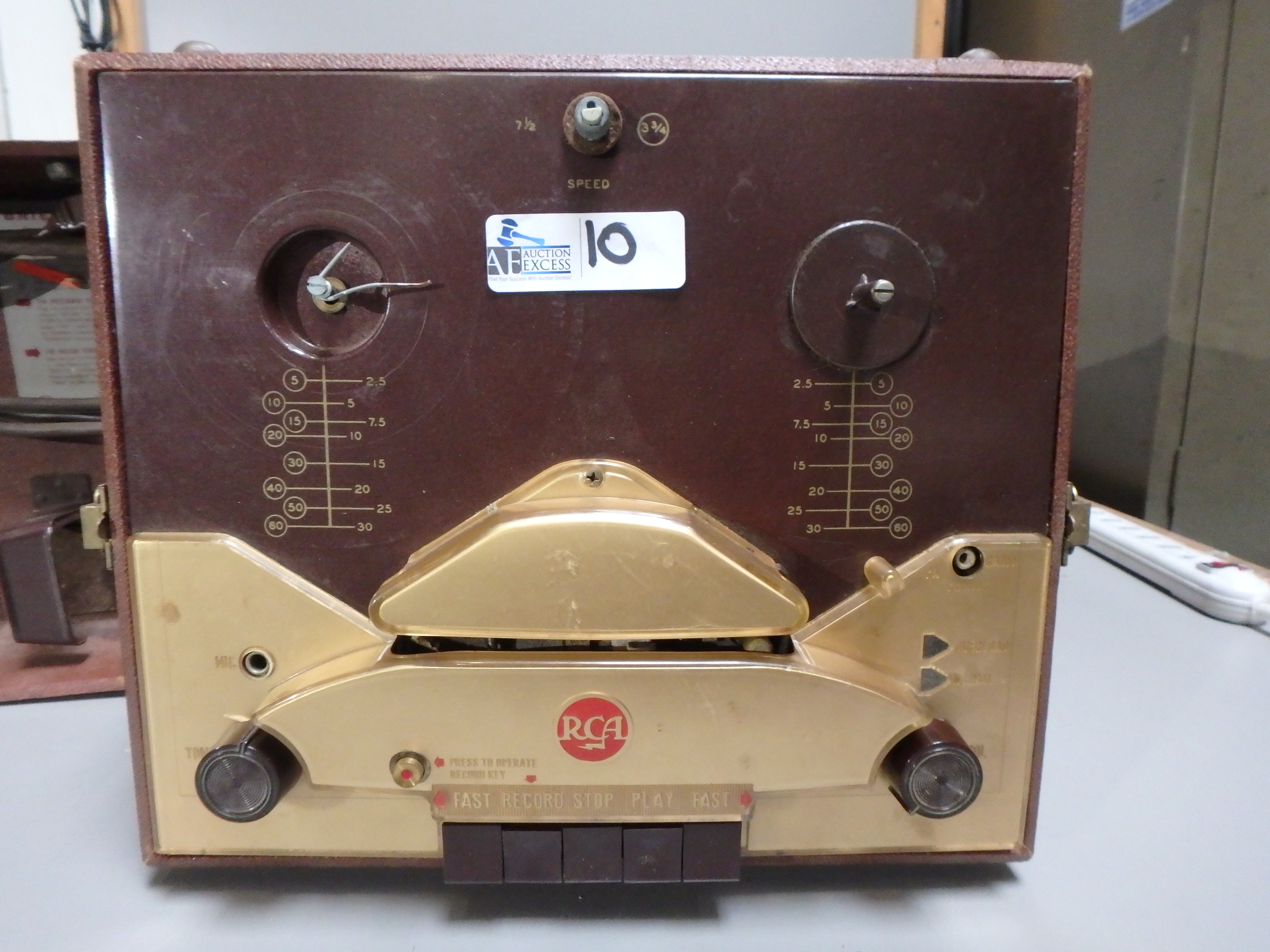 VINTAGE RCA REEL TO REEL TAPE RECORDER SRT301