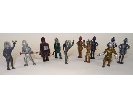 Hill Spacemen including five Aliens and RARE 'Suitcase' Robot (G) 1953 (11)