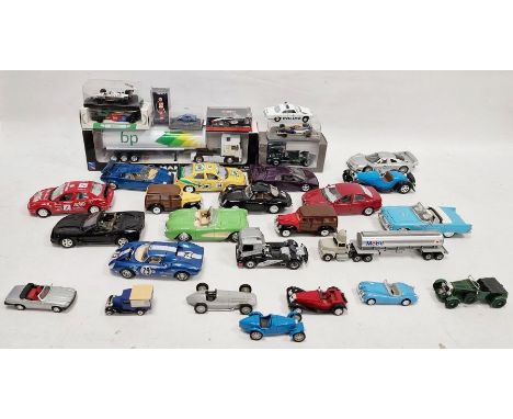 Large collection of Mainly loose Burago, Corgi, Onyx, NewRay, Maisto model diecast cars to include Burago Lamborghini Countac