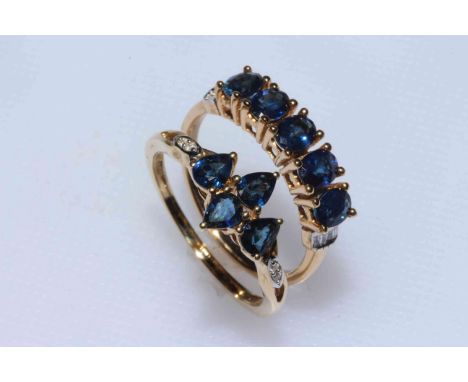 Sapphire and diamond 9k gold ring with four pear shaped sapphires size P/O, with certificate, together with five stone sapphi