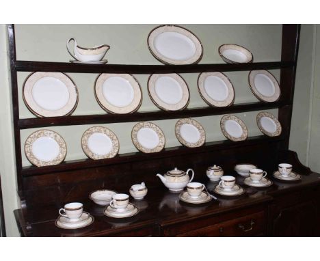 Wedgwood Cornucopia forty piece part dinner and tea service.