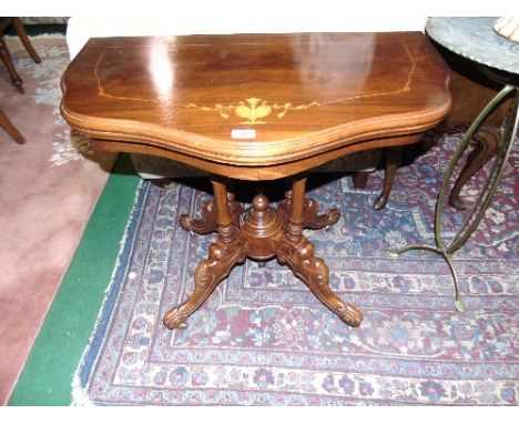 An Attractive Walnut & Inlaid Walnut & Inlaid Fold-Over Card Table, with serpentine front. 20th Century.