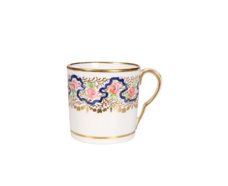 A PINXTON COFFEE CAN, c.1795,&nbsp;of plain cylindrical form with kick-in handle, enamel painted with wavy blue line and rose