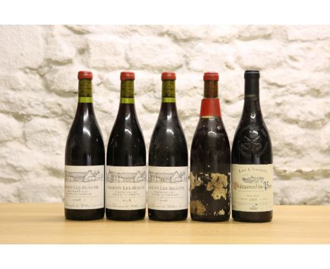 5 BOTTLES MIXED LOT FINE AND RARE MATURE BURGUNDY AND CHATEAUNEUF DU PAPE, comprising: 1 bottle Beaune 1er Cru Clos des Mouch
