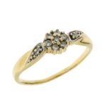 Ring 1,64g 585/- Gelbgold mit 11 Diamanten zus. ca. 0,11 ct., Ringgröße ca. 52