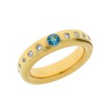 Ring 10,71g 750/- Gelbgold mit 21 Diamanten zus. ca. 0,32 ct. und Topas, Ringgröße ca. 58