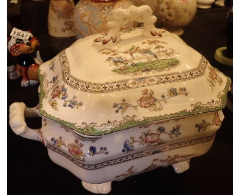 Large Spode tureen 