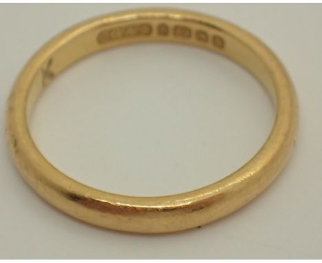 22ct gold wedding band size K 3.4g 
