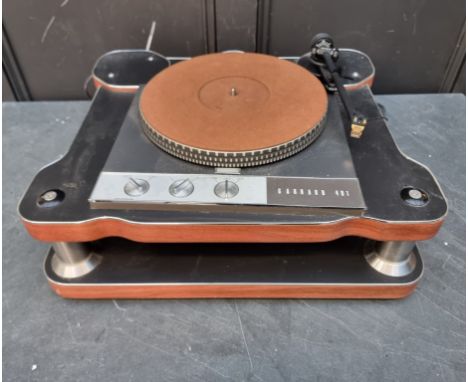 Hi-Fi Equipment:&nbsp;a Garrard 401 turntable, with Linn Akito arm and Audio-Technica cartridge. 