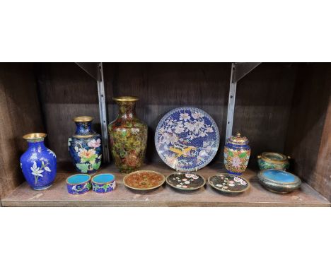 A group of Chinese cloisonne enamel,&nbsp;largest 20.5cm high. (12) 