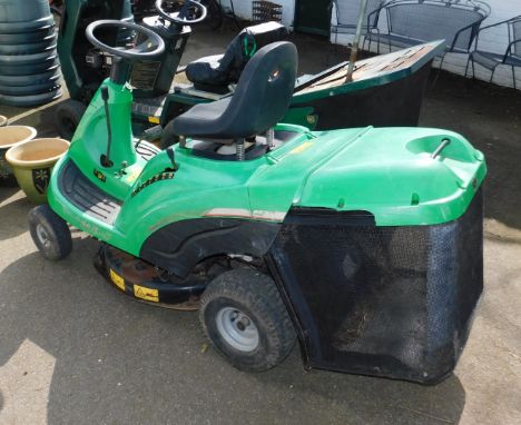 A John Deere Sabre ride-on lawnmower, RG1028, Briggs &amp; Stratton 10.5hp engine.