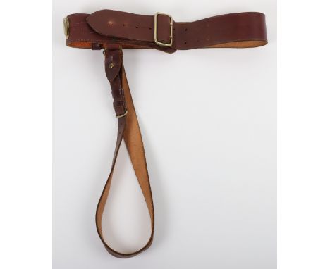 WW2 1943 Dated Sam Browne Belt, complete with the original cross strap. Clear war department broad arrow and 1943 date which 