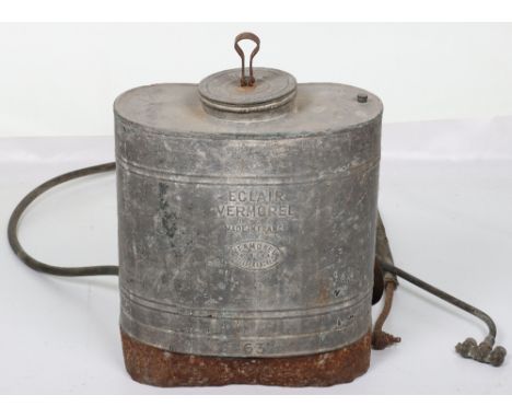 WW1 Éclair Vermorel Sprayer Canister, Used to Neutralise Gas in the Trenches After A Deadly Gas Attack, metal canister with t