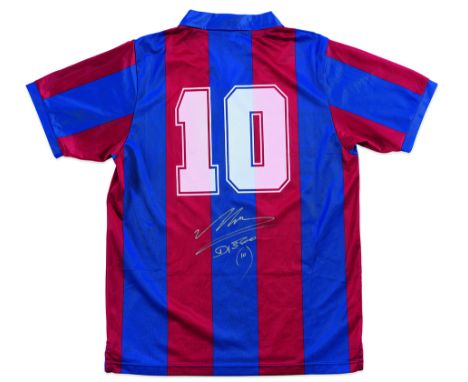 MARADONA DIEGOFC Barcelona Replic jerseySigned by the player.