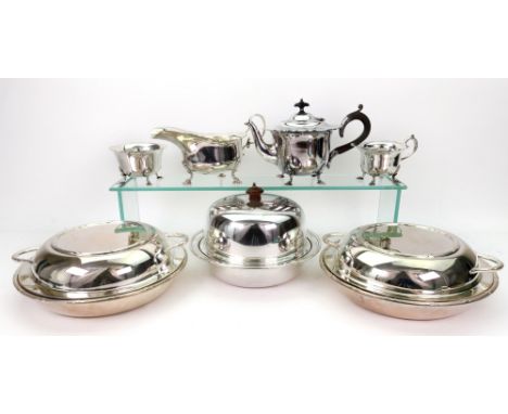 A pair of circular electroplate two-handled entree dishes, Mappin & Webb, with ribbon tied threaded borders, 23cm diameter, m