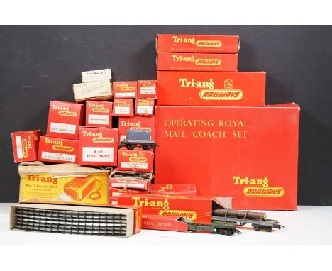 25 Boxed Triang OO gauge items to include R59 2-6-2 Tank Locomotive black livery, R23 Operating Royal Mail Coach Set, R60 Tic