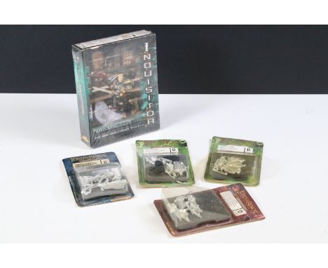 Warhammer - Five boxed / carded Games Workshop Warhammer metal miniatures featuring 4 x The Lord Of The Rings sets (Gondorian
