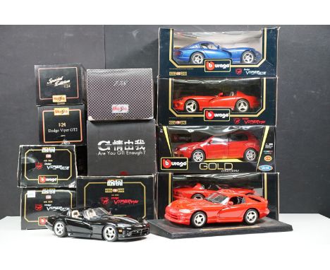 Boxed 1/18 FAW Volkswagen diecast model plus 10 x boxed 1/18-1/24 diecast models to include 7 x Burago and 3 x Maisto featuri