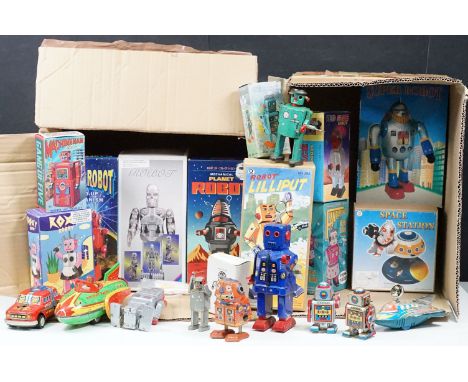 Collection of tin plate clockwork models to include 12 x boxed and 11 x unboxed examples featuring MS393 Robot Lilliput, Schy