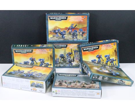 Warhammer - Seven Games Workshop Warhammer plastic miniature figure sets featuring Space Marine Command Squad, 2 x Space Mari