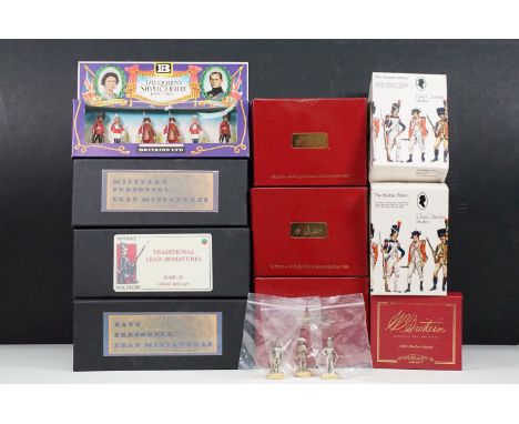 Ten boxed metal figures / figure sets to include 2 x Britains 43075 Victoria Cross Crimean War British 57th Regiment Advancin