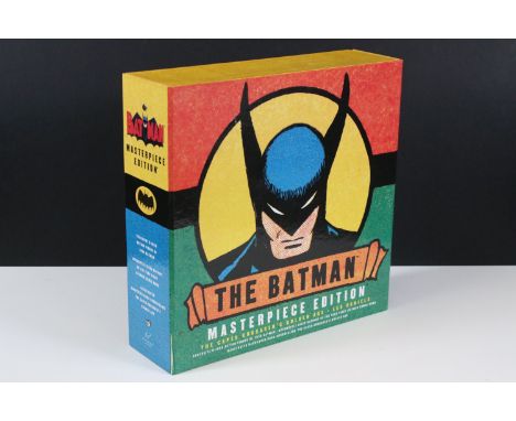 Boxed Chronicle Books The Batman Masterpiece Edition The Cape Crusader's Golden Age Le Daniels 9 Inch action figure with No. 