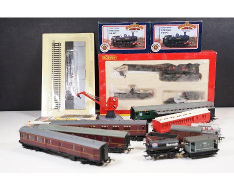 Collection of OO gauge model railway to include 2 x Bachmann locomotives (31-902A &amp; 31-902), boxed Hornby R6610 BR Breakd
