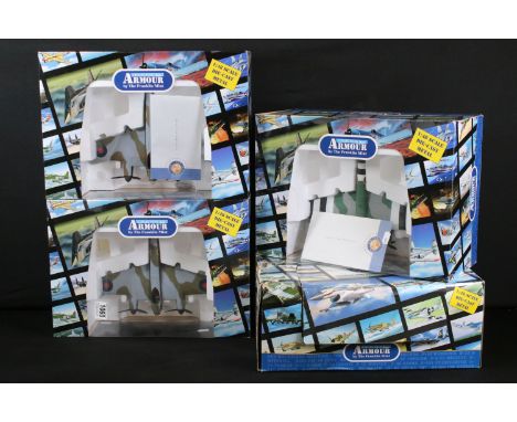 Four boxed Franklin Mint Armour Collection 1/48 diecast model aircraft to include 2 x B11B640 DH98 Mosquito Cookie-DC, B11B65