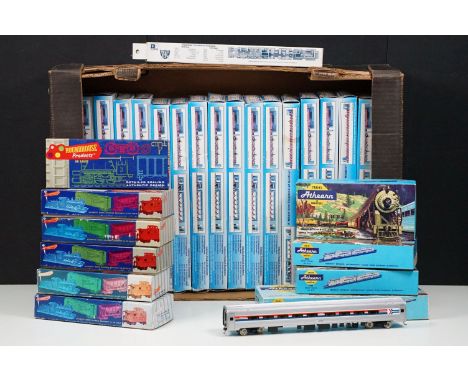 Collection of HO gauge rolling stock and accessories to include 10 x boxed model kit items of rolling stock (2 x built, 8 x a