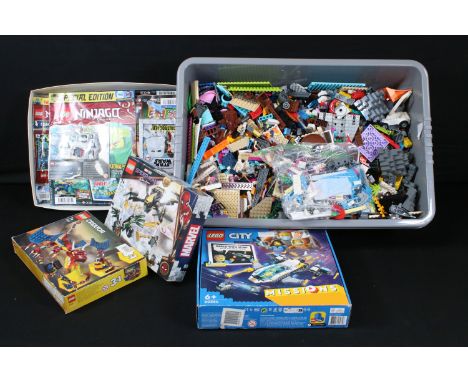 Lego - Collection of contemporary Lego to include 3 x boxed sets (City Missions, Marvel Studios Spiderman 76195 Spiderman's D