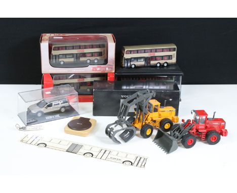 Collection of boxed and unboxed commercial diecast models to include 3 x boxed KMB The Kowloon Motor Bus Co. model buses, 2 x