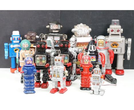Collection of 15 tin plate and plastic battery operated and clockwork robots to include Piston Robot, High Wheel Robot, Galax